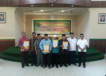 Kemenag Kab.Semarang Serahkan Sembilan Sertifikat Pengganti Tanah Wakaf