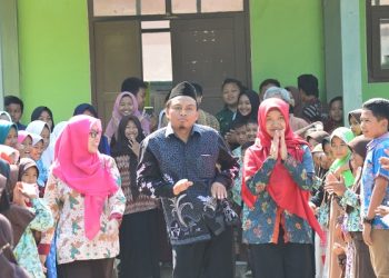 Peringati Hari Batik Nasional, MIN 5 Semarang Gelar Fashion Show