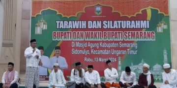 Tarawih bersama Bupati dan Kakan Kemenag Kab.Semarang