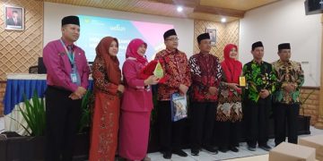 Tingkatkan Mutu Pendidikan di Madrasah, MIN 1 Semarang Boyong Guru ke MIN 1 Kota Malang