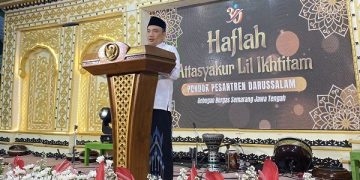 Hadiri Akhirussanah Ponpes Darussalam Gebugan, Kakankemenag Ingatkan “Tetaplah Menjadi Cahaya Dan Generasi Penerus di Masyarakat”