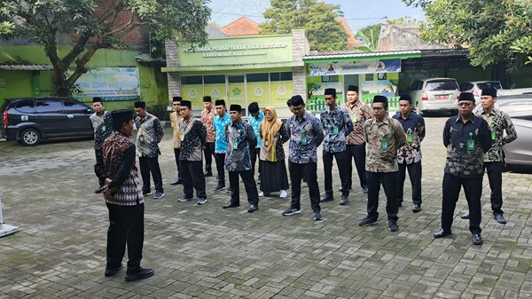 Kasubbag TU Beri Pembinaan ASN yang Tidak Mengikuti Apel Rutin